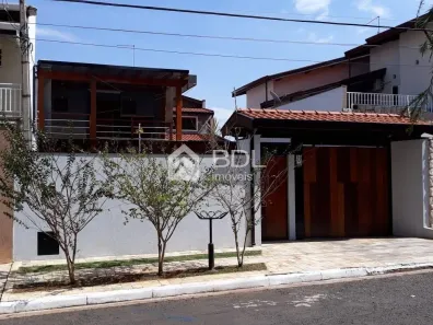 Sobrado com 4 Quartos à venda, 407m² no Parque das Flores, Campinas