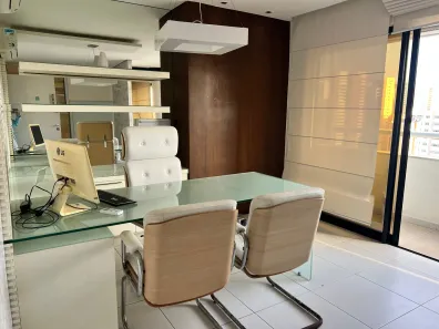 Ponto Comercial com 4 Quartos para alugar, 83m² no Papicu, Fortaleza