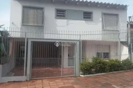 Casa com 4 Quartos para alugar, 249m² no Teresópolis, Porto Alegre