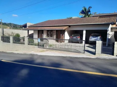 Casa com 4 Quartos à venda, 230m² no Dom Joaquim, Brusque