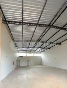 Galpão/Depósito/Armazém à venda, 240m² no Residencial Integração, Uberlândia