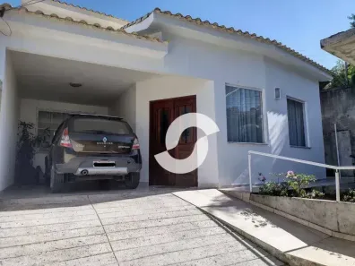 Casa com 3 Quartos à venda, 231m² no Piratininga, Niterói