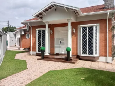 Casa com 3 Quartos para alugar, 212m² no Jardim Chapadão, Campinas