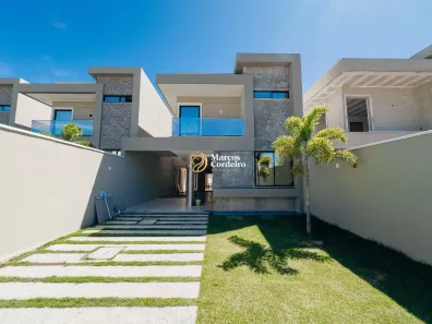 Sobrado com 4 Quartos à venda, 200m² no Centro, Eusébio
