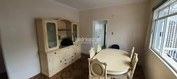 Casa com 4 Quartos à venda, 174m² no Petrópolis, Londrina