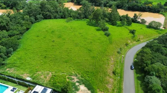 Lote/Terreno à venda, 2600m² no Loteamento Residencial Parque Terras de Santa Cecília, Itu