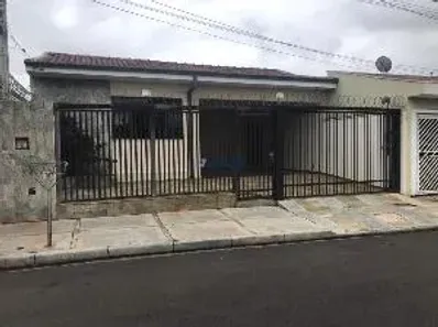 Casa com 3 Quartos à venda, 300m² no Vila Morumbi, São Carlos