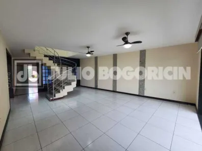 Casa de Condomínio com 4 Quartos à venda, 384m² no Jardim Carioca, Rio de Janeiro
