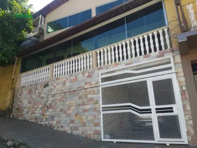 Casa com 5 Quartos para alugar, 200m² no Brasil Industrial (Barreiro), Belo Horizonte