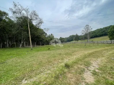 Fazenda/Sítio com 3 Quartos à venda, 1m² no , Farroupilha