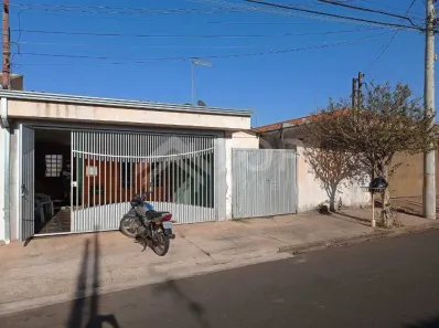 Casa com 3 Quartos à venda, 179m² no Jardim Jockey Clube, São Carlos
