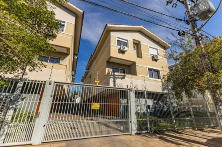 Casa de Condomínio com 4 Quartos à venda, 158m² no Vila Ipiranga, Porto Alegre