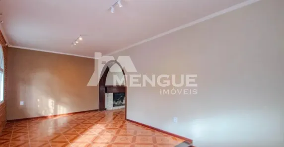 Casa com 3 Quartos à venda, 204m² no Santa Maria Goretti, Porto Alegre