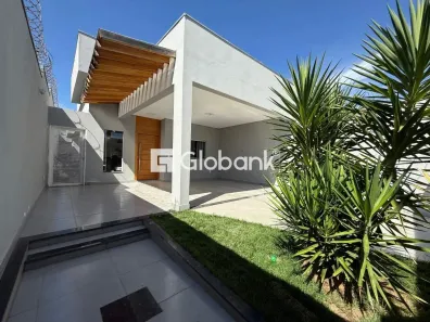 Casa com 3 Quartos à venda, 116m² no Loteamento Reserva Real, Montes Claros