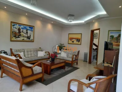 Sobrado com 4 Quartos à venda, 450m² no Jardim Guapira, São Paulo