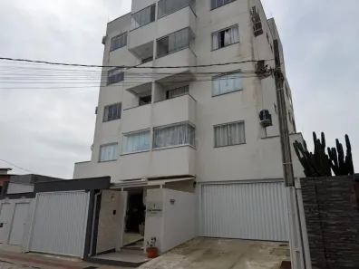 Apartamento com 2 Quartos à venda, 60m² no Centro, Navegantes
