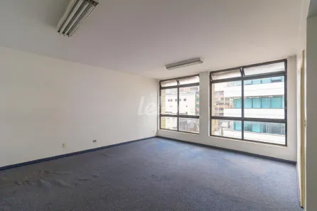 Sala Comercial para alugar, 38m² no Liberdade, São Paulo