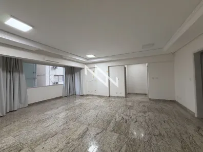 Apartamento com 3 Quartos à venda, 197m² no Setor Bueno, Goiânia