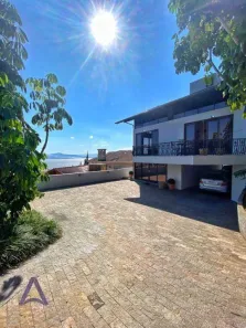 Casa com 4 Quartos à venda, 400m² no Centro, Florianópolis