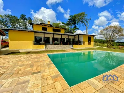 Fazenda/Sítio com 5 Quartos à venda, 2800m² no , Mairinque