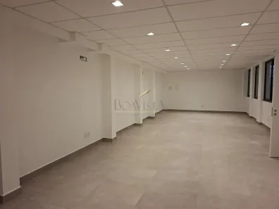 Sala Comercial para alugar, 64m² no Jardim do Lago, Bragança Paulista
