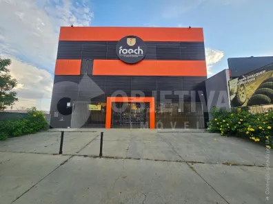Prédio Comercial para alugar, 1395m² no Pampulha, Uberlândia