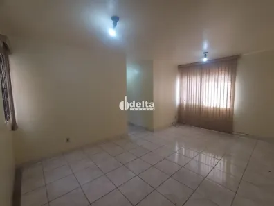 Apartamento com 3 Quartos para alugar, 70m² no Nossa Senhora das Graças, Uberlândia
