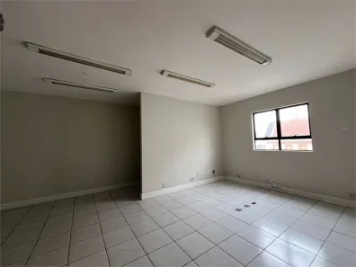 Sala Comercial para alugar, 115m² no Gonzaga, Santos