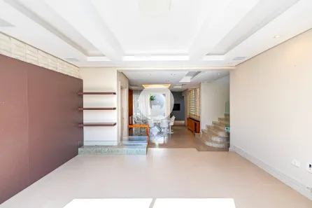 Casa de Condomínio com 3 Quartos à venda, 259m² no Campo Comprido, Curitiba