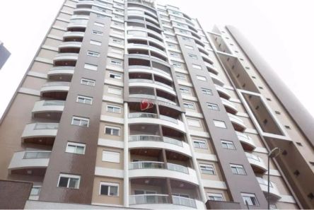 Apartamento com 3 Quartos à venda, 136m² no Zona 07, Maringá