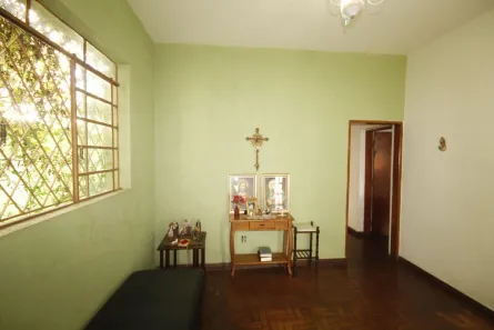 Casa com 6 Quartos à venda, 280m² no Paraíso, Belo Horizonte
