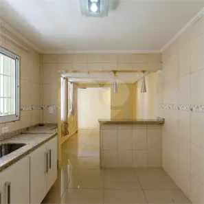 Sobrado com 2 Quartos para alugar, 100m² no Vila Palmeiras, São Paulo