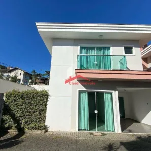 Casa de Condomínio com 3 Quartos para alugar, 93m² no Bom Retiro, Joinville