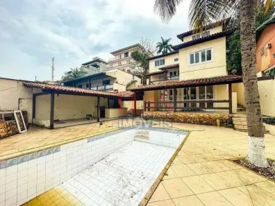 Casa com 7 Quartos à venda, 580m² no Camboinhas, Niterói