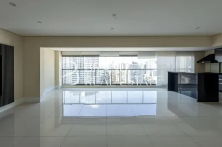 Apartamento com 3 Quartos para alugar, 208m² no Jardim das Acácias, São Paulo