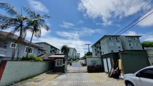 Apartamento com 3 Quartos para alugar, 60m² no Saguaçu, Joinville