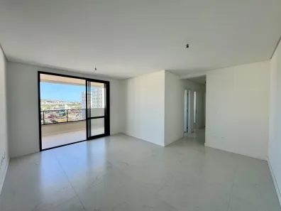 Apartamento com 3 Quartos à venda, 135m² no Campinas, São José