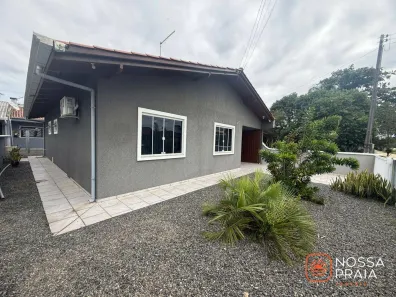 Casa com 5 Quartos à venda, 140m² no Barra do Saí, Itapoá