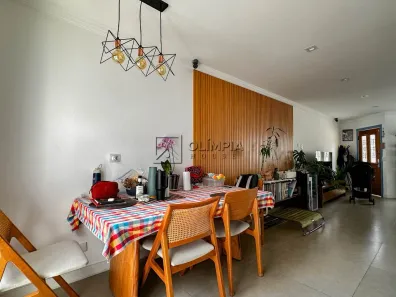 Casa de Condomínio com 3 Quartos à venda, 164m² no Vila Romana, São Paulo