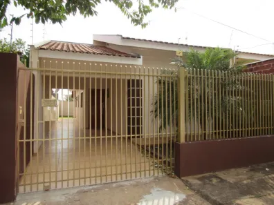 Casa com 2 Quartos à venda, 70m² no Jardim Ipanema, Maringá