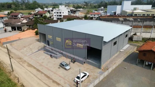 Galpão/Depósito/Armazém para alugar, 720m² no Vila Becker, Santo Amaro da Imperatriz