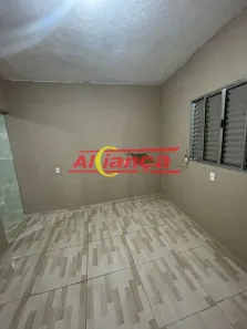 Casa com 2 Quartos para alugar, 33m² no Cidade Aracilia, Guarulhos