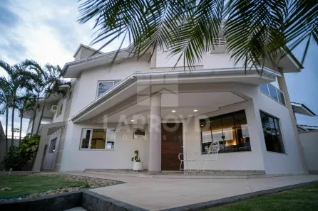 Casa com 3 Quartos à venda, 273m² no Oficinas, Tubarão