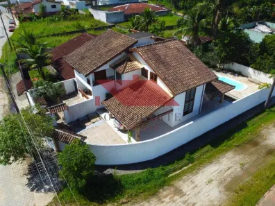 Sobrado com 4 Quartos à venda, 307m² no Capricórnio II, Caraguatatuba