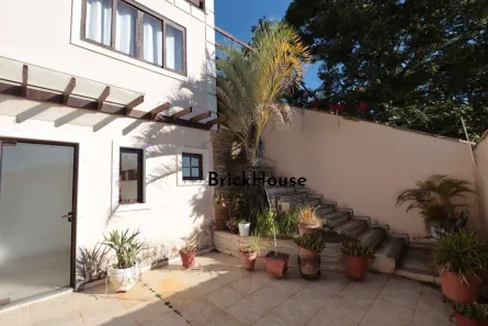 Casa com 4 Quartos à venda, 297m² no Jardim Villaça, São Roque