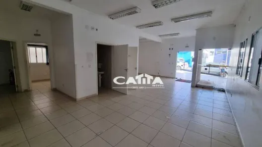 Sala Comercial para alugar, 315m² no Região Central, Caieiras
