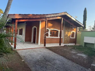 Casa com 4 Quartos para alugar, 937m² no Vila Silena, Atibaia