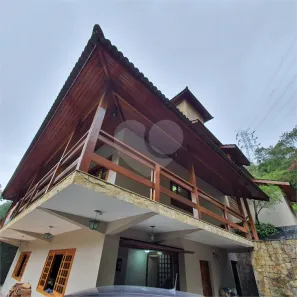 Sobrado com 4 Quartos à venda, 458m² no Roseira, Mairiporã