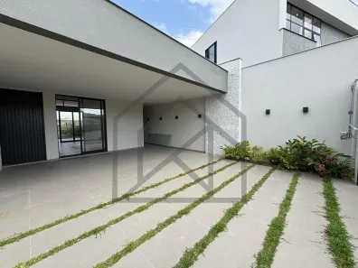 Casa com 3 Quartos à venda, 215m² no Jardim Belvedere, Volta Redonda
