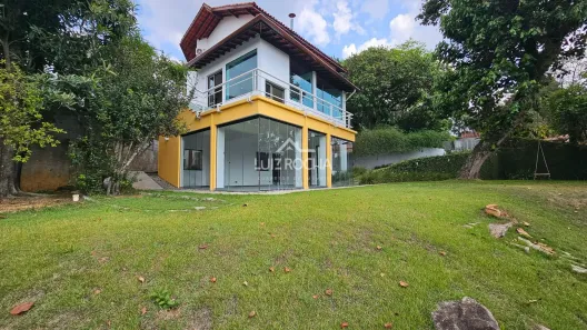 Casa de Condomínio com 3 Quartos à venda, 330m² no Terras do Madeira, Carapicuíba